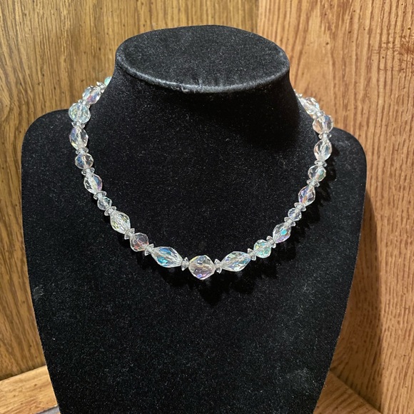 Vintage crystal aurora borealis necklace - Picture 1 of 5